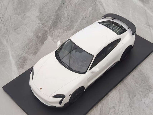MINICHAMPS 1/18 Porsche TAYCAN TURBO GT - 2024 White Alloy Car Model 117069404