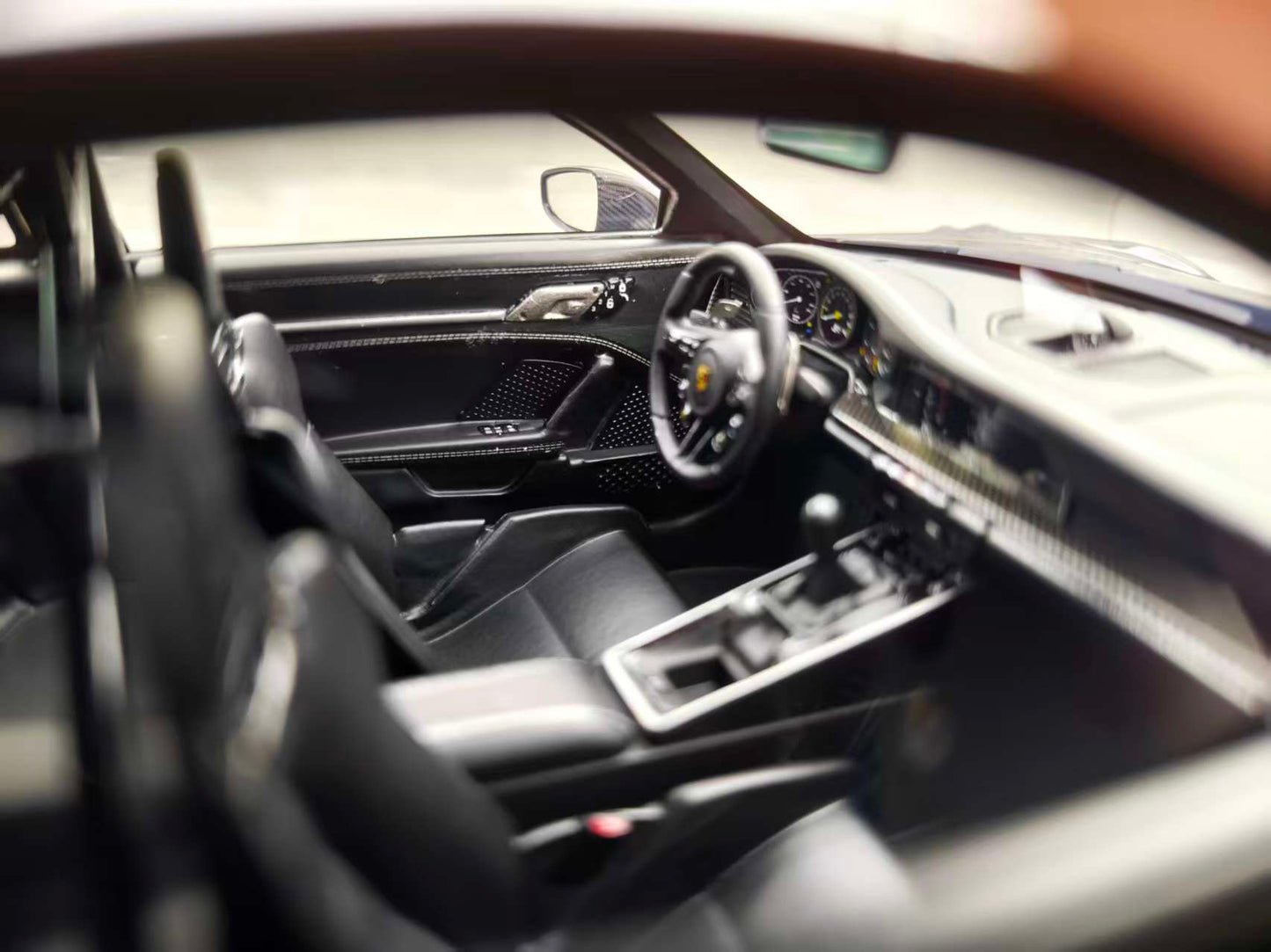 VIP 1/18 Porsche 911 GT3 RS-Manthey Racing Gloss Black VIP187