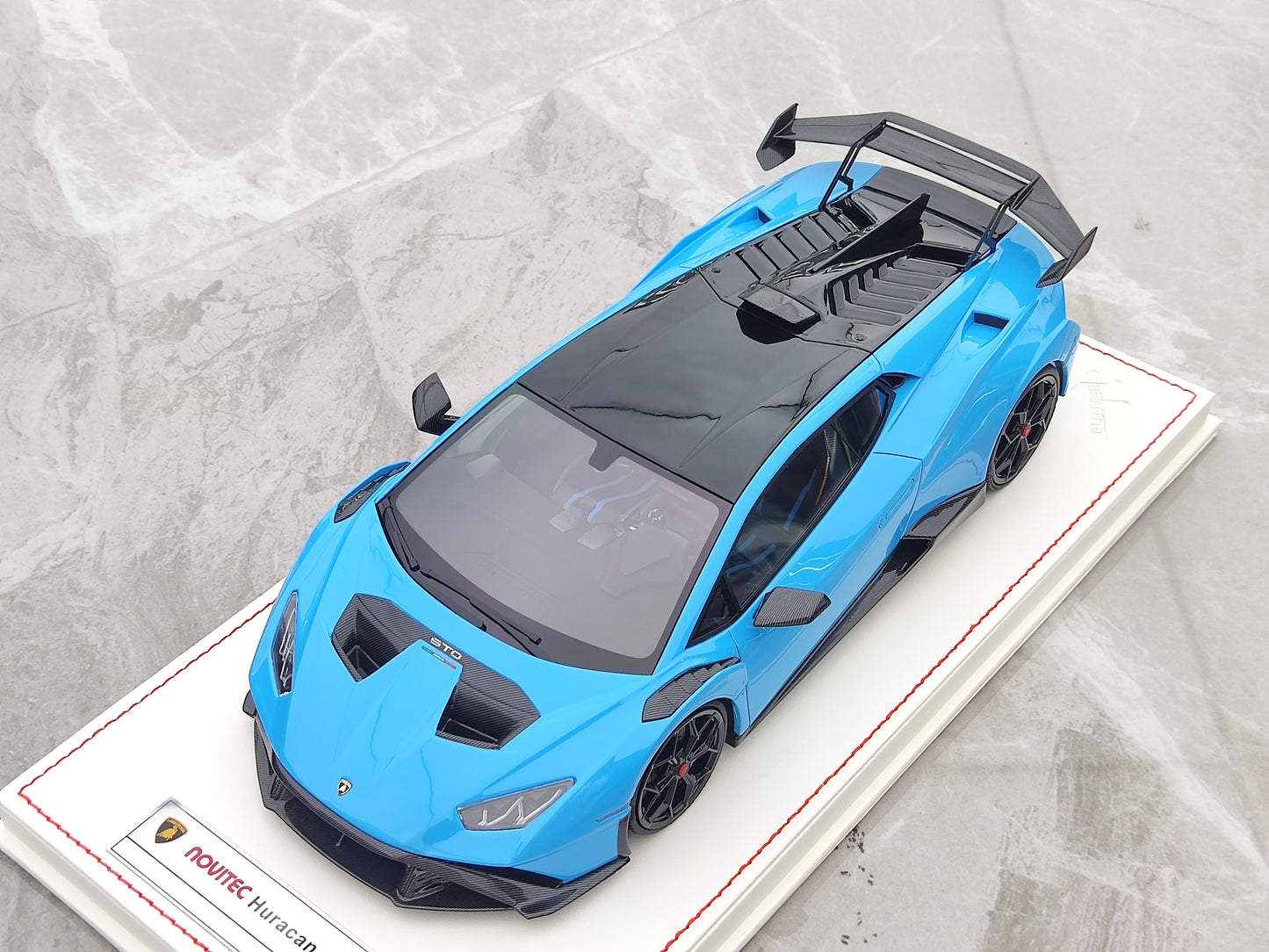 RUNNER 1/18 Lamborghini STO Limited Edition Collectible Model Car