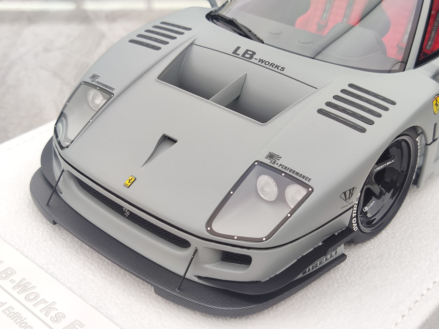 BBA MODEL 1/18 Ferrari F40 Combat Gray Limited Edition Car Model BBA016