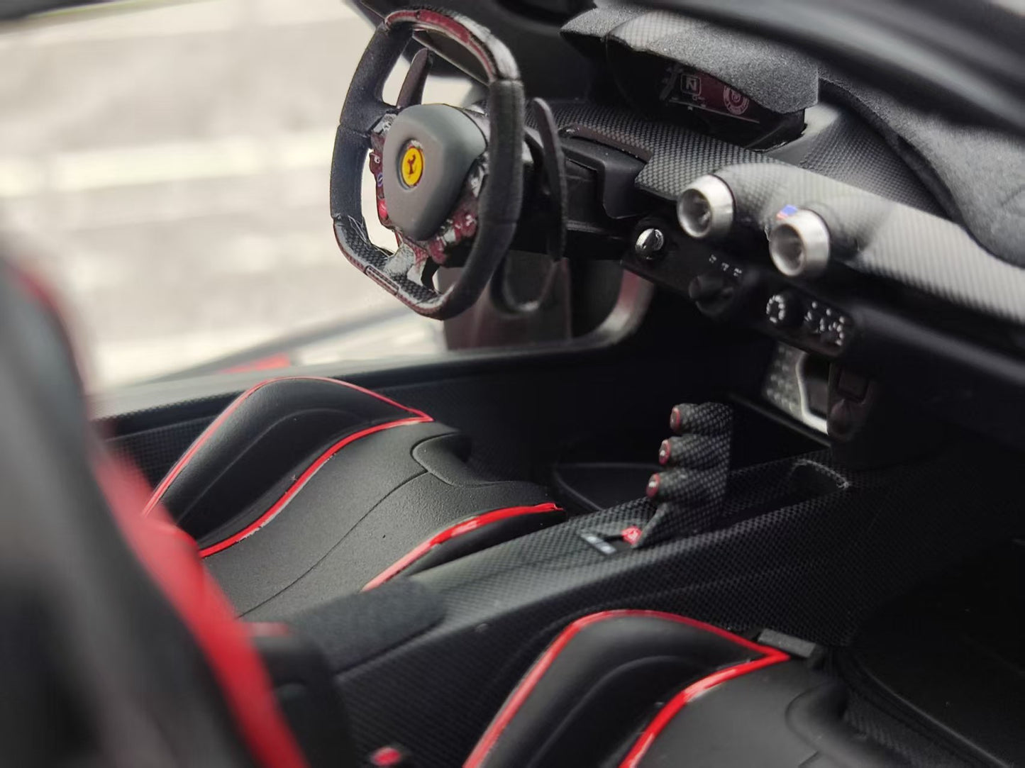 BBR 1/18 Ferrari Laferrari Alloy Full Open Matte Black BBR182242DIE