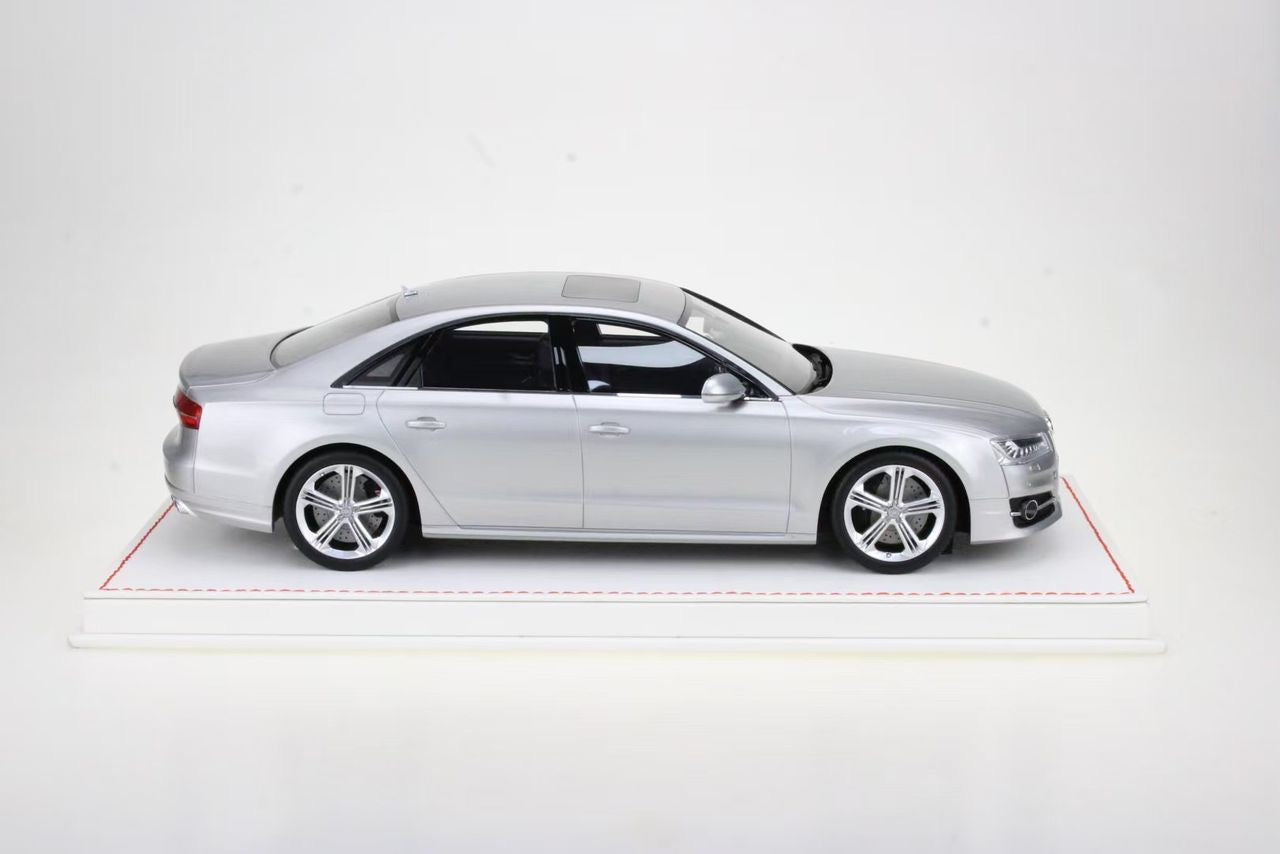VAV 1/18 Audi S8 2014 Model Car Model