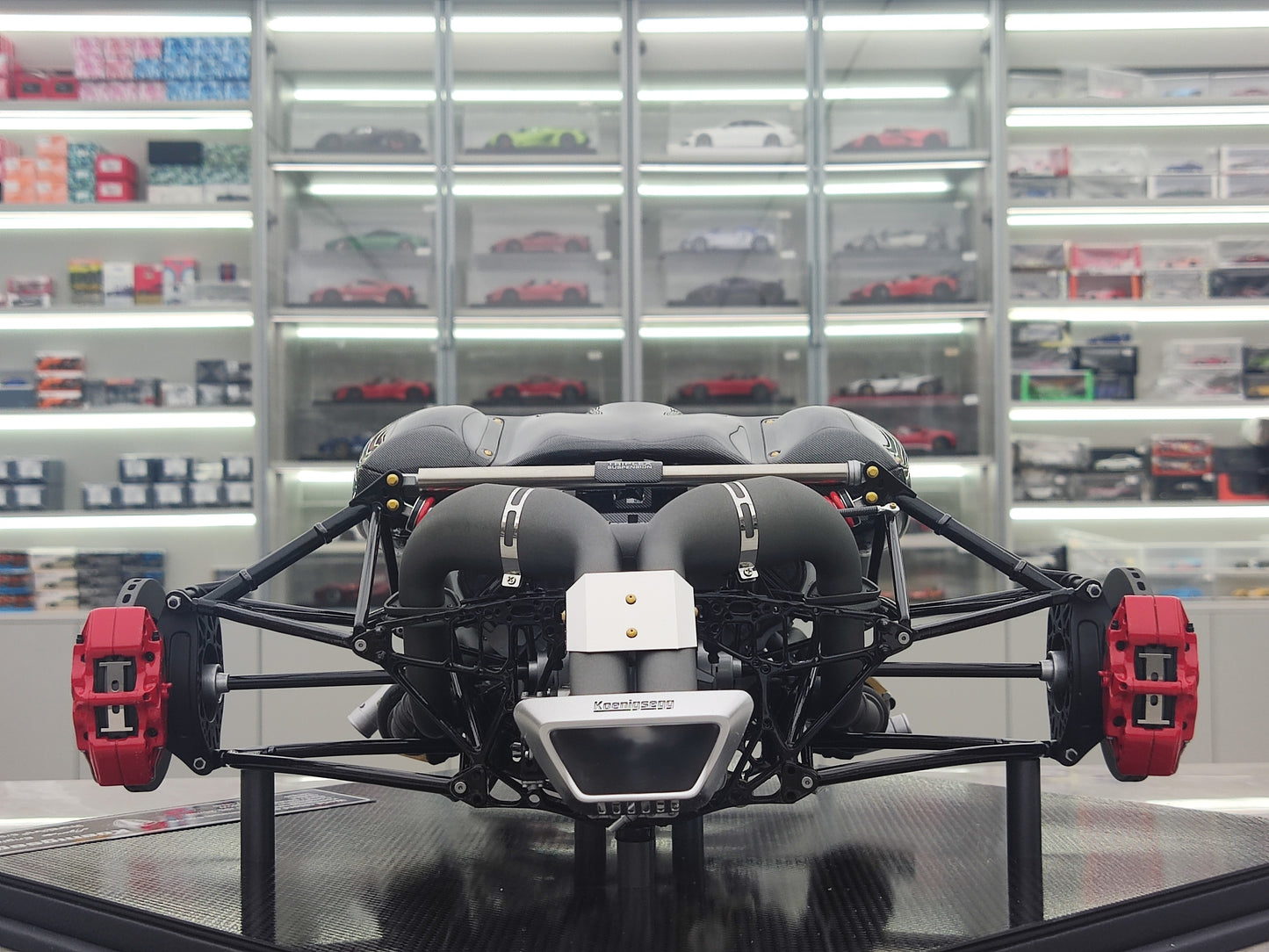 FRONTIART 1/6 Koenigsegg Agera RS Engine Grey FA159