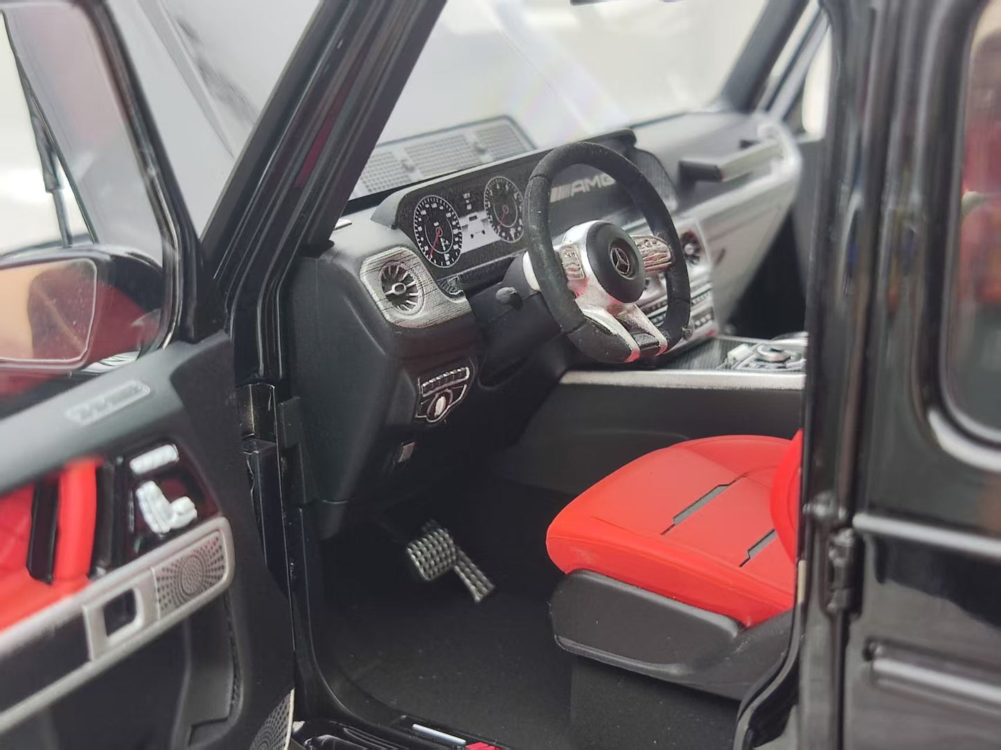 Almost Real 1/18 Mercedes-Benz AMG G 63 55th Anniversary 2022 Model, Black, Alloy Car Model 820806