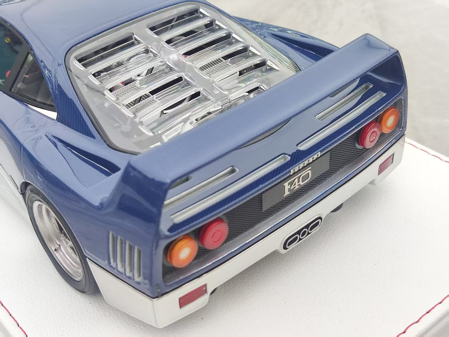 GL 1/18 Ferrari F40 Blue Carbon Fiber Model Car JS-GL016