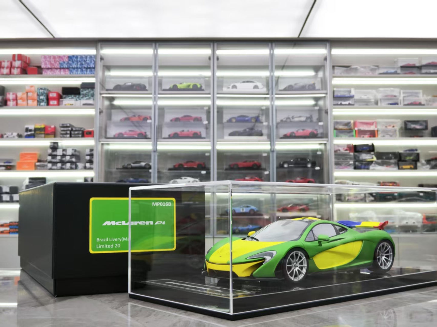 DM 1/18 McLaren P1 Limited Edition Car Model