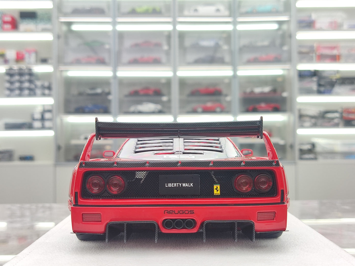 BBA MODEL 1/18 Ferrari F40 Standard Red Simulation Car Model BBA015
