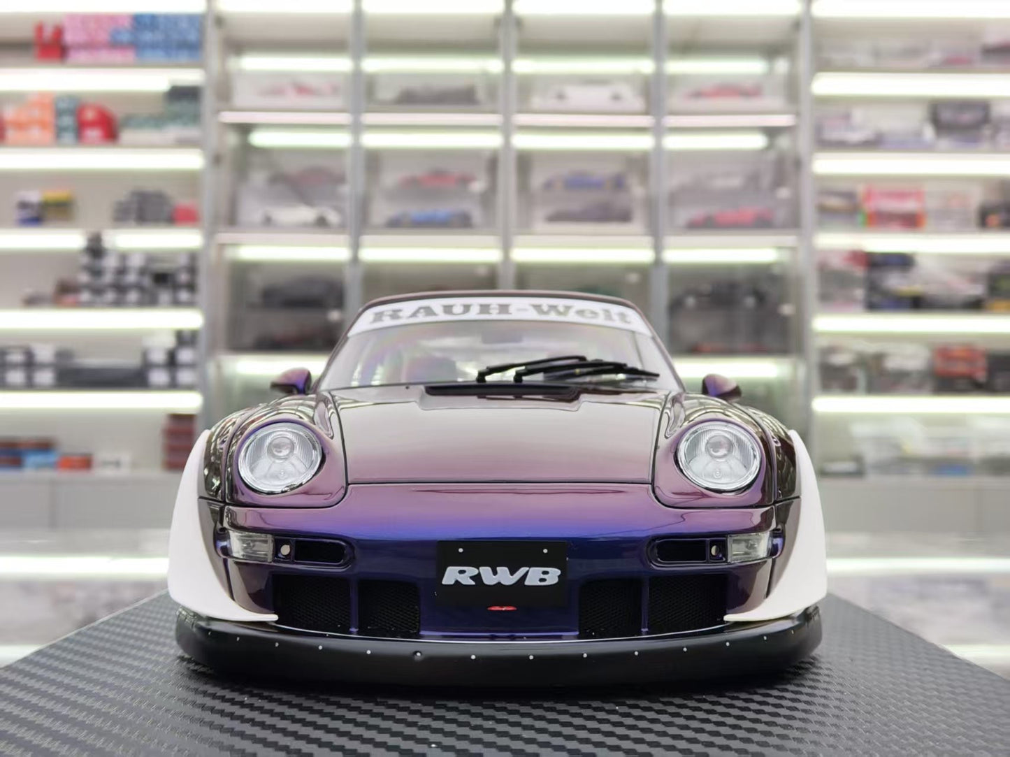IG 1/18 Porsche RWB 993 Purple Limited Edition Car Model IG3739