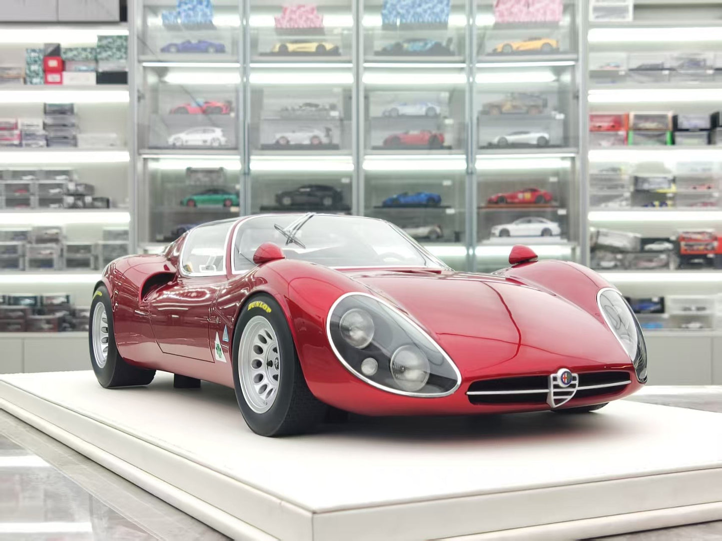 DMH 1/8 Alfa Romeo TIPO33 STRADALE Early Model Metallic Red Model Car DMH075