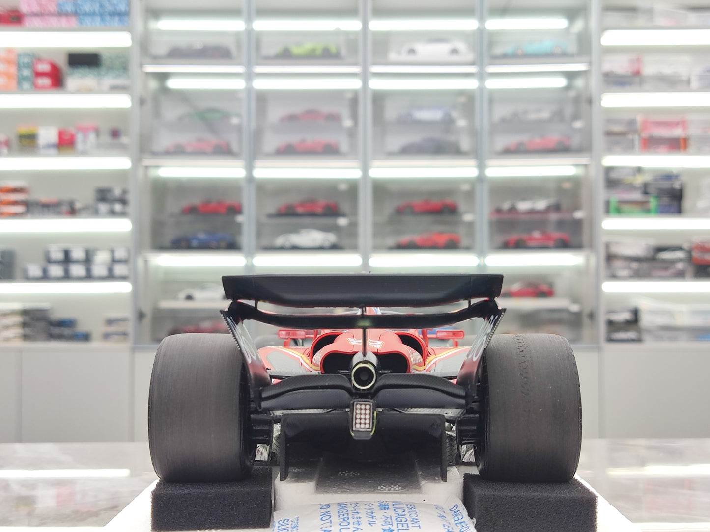 BBR 1/18 Ferrari SF-24 Leclerc 2024 Monaco Grand Prix Champion Red Simulation F1 Model Car BBR241816C