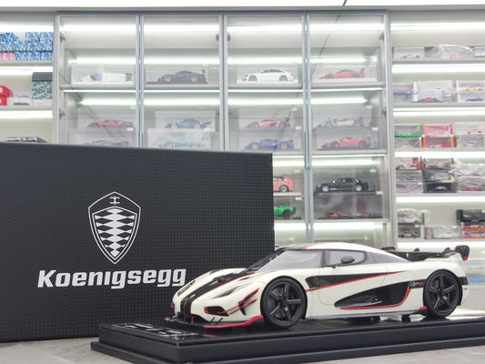 FRONTIART 1/18 Koenigsegg Agera RSR Pearl White FA102