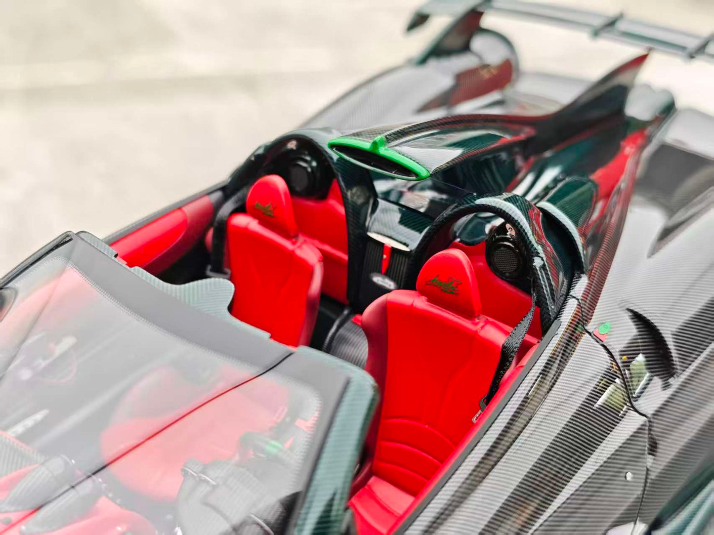 BBR 1/18 Pagani Imola Roadster Black Carbon Fiber P18250D