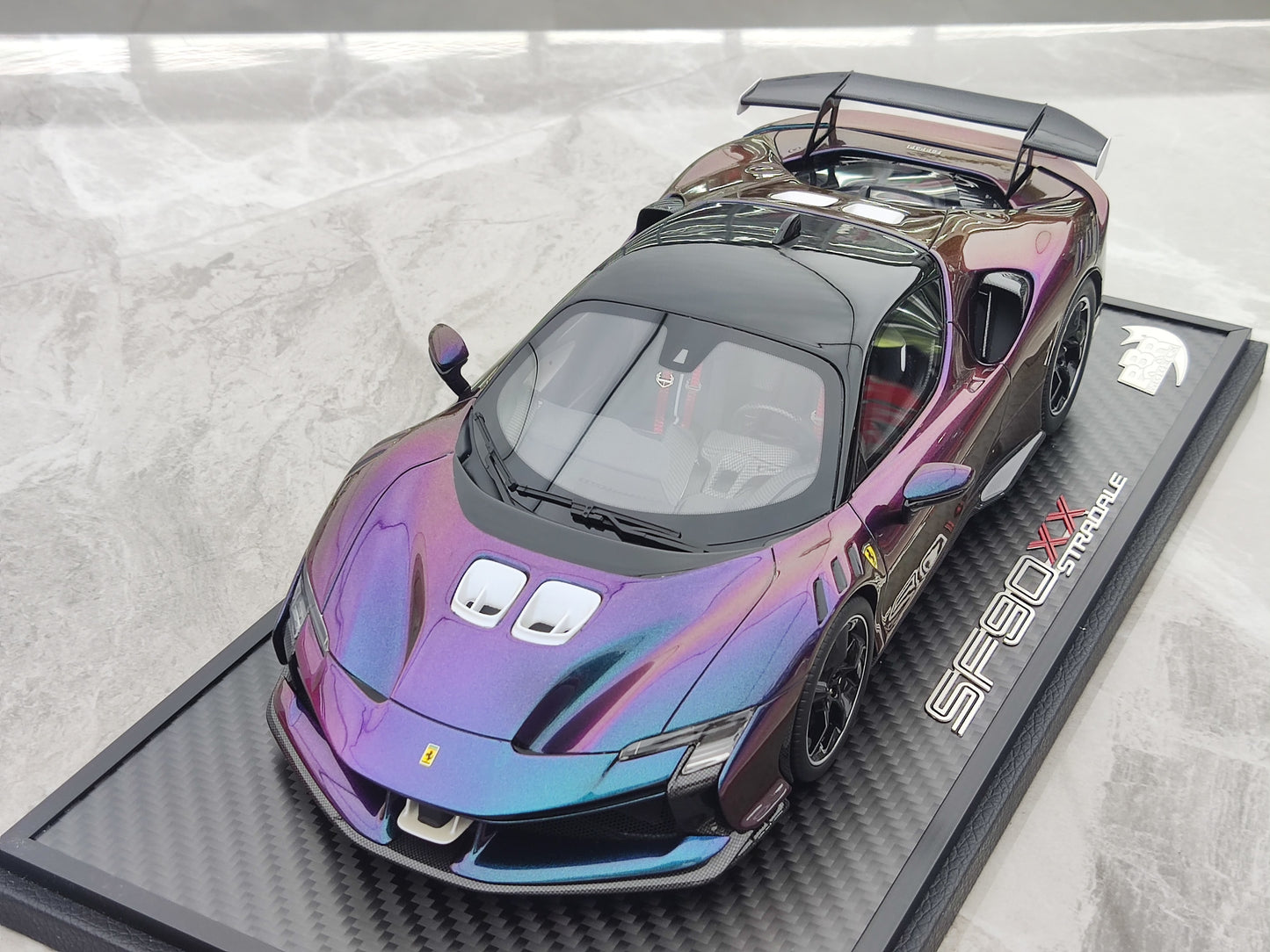 BBR 1/18 Ferrari SF90 XX Stradale Color-Changing Purple Resin Car Model P18237CHA1