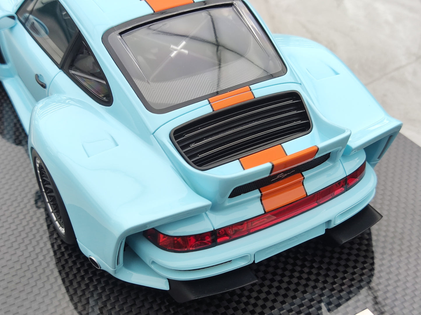 MCM 1/18 Porsche Singer DLS Turbo Carbon Base with Bay Wing and Low Wing MCM014