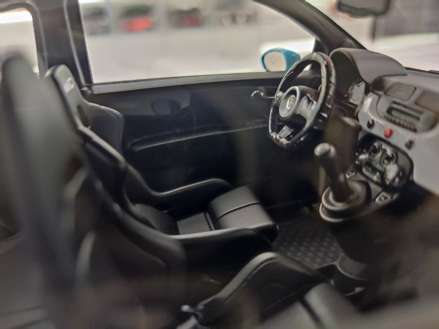 VIP 1/18 Abbas 595 Tiffany Blue VIP182