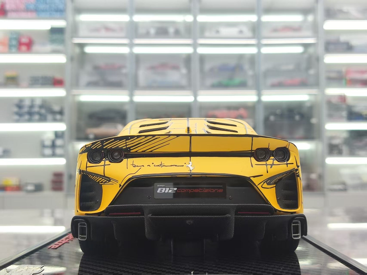BBR 1/18 Ferrari 812 Corpetizione Yellow Resin Model P18207ARTCH