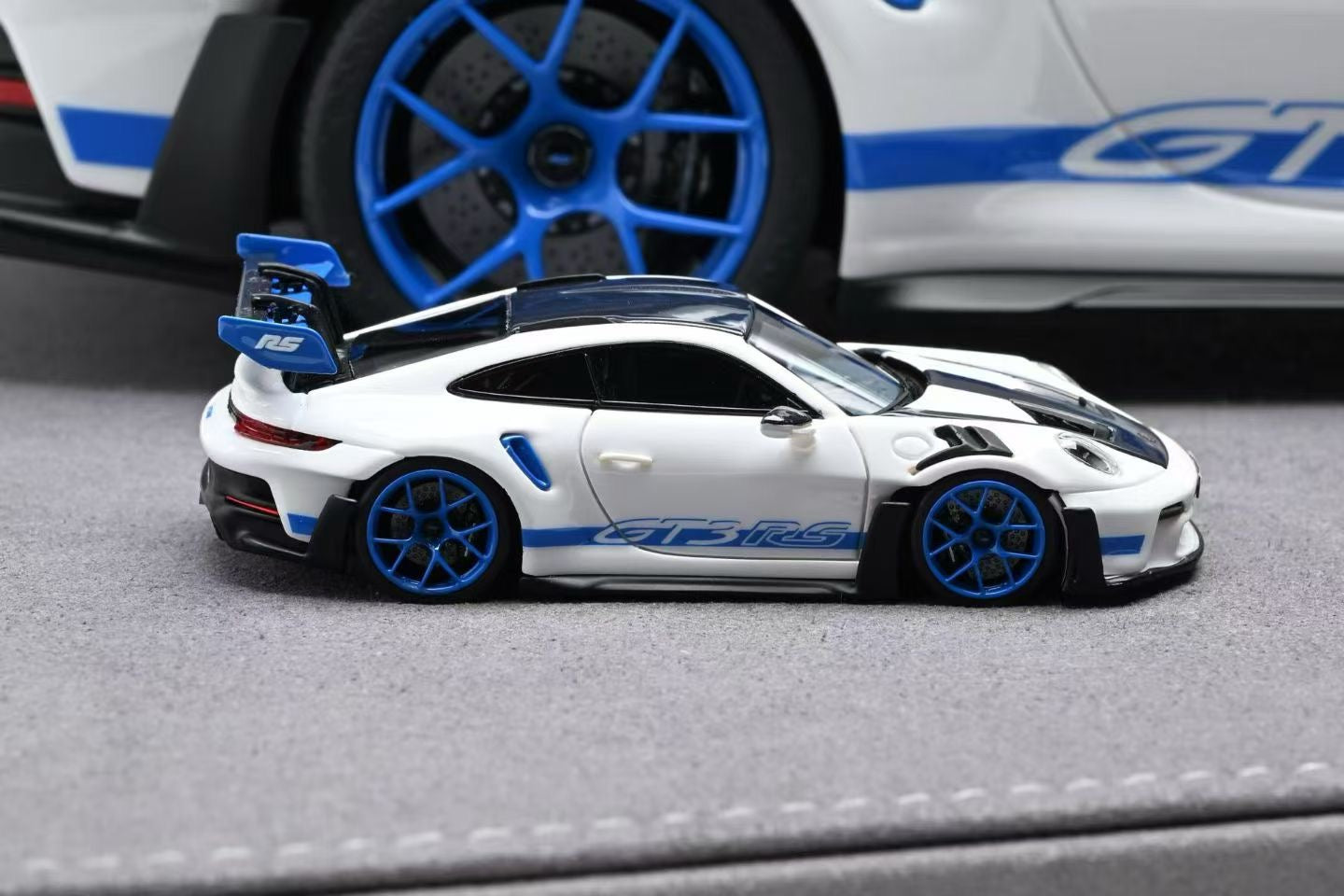 TP 1/18 Porsche GT3 RS Dual Car Set