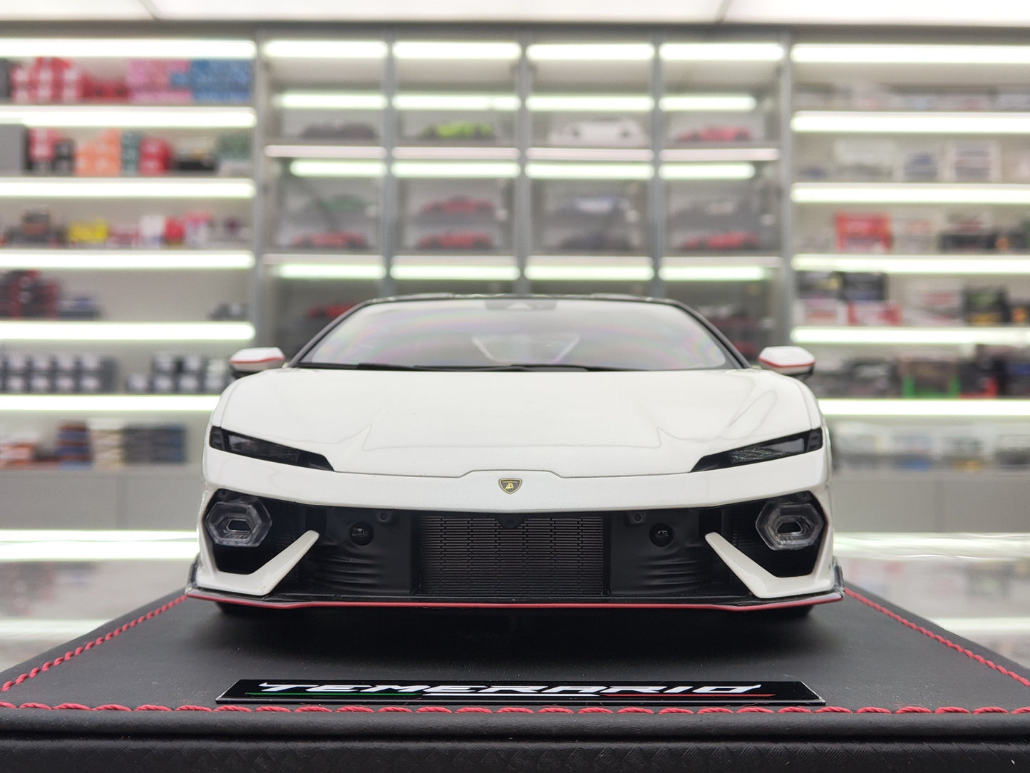 MR 1/18 Lamborghini new generation Temerario simulation car model
