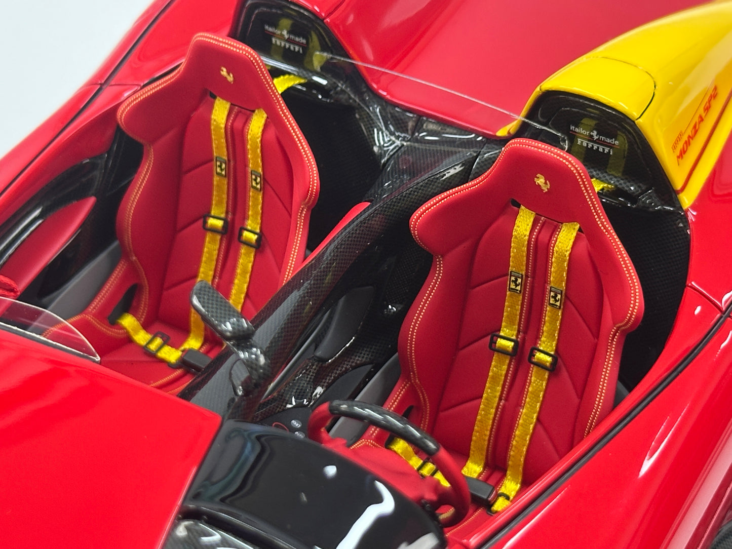 CE 1/18 Ferrari Monza SP2 – Prancing Horse Red (CE012)