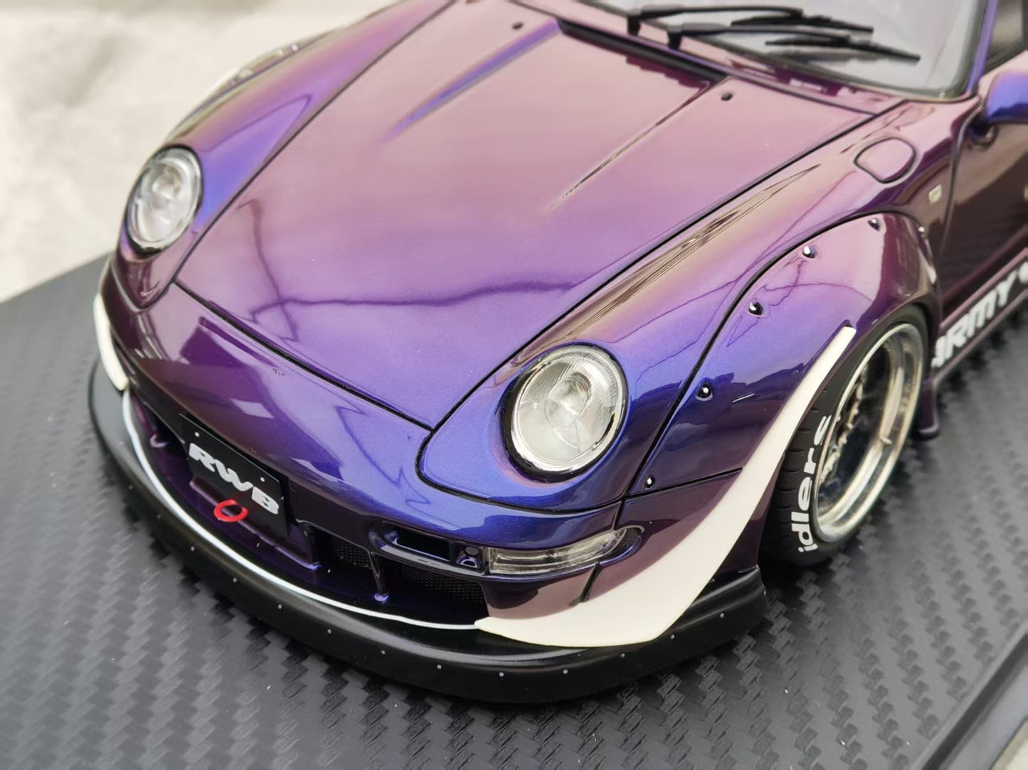 IG 1/18 Porsche RWB 993 Purple Limited Edition Car Model IG3739