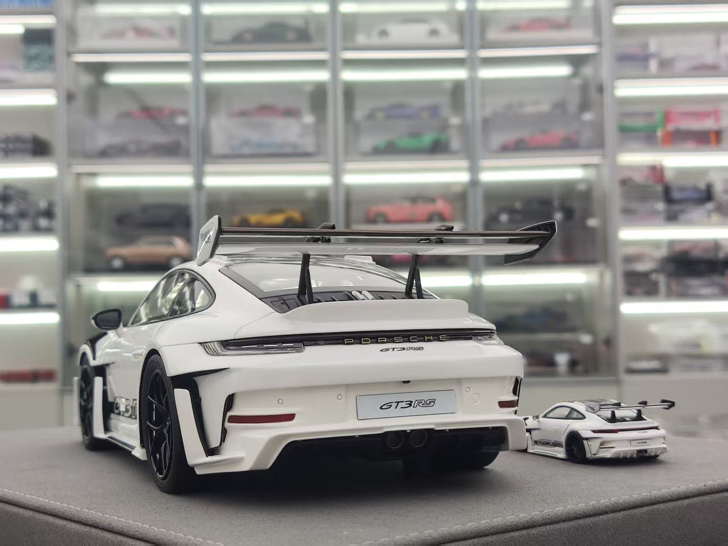 TIMOTHY&PIERRE 1/18 Porsche 911 GT3 RS Sonderwunsch White TP184
