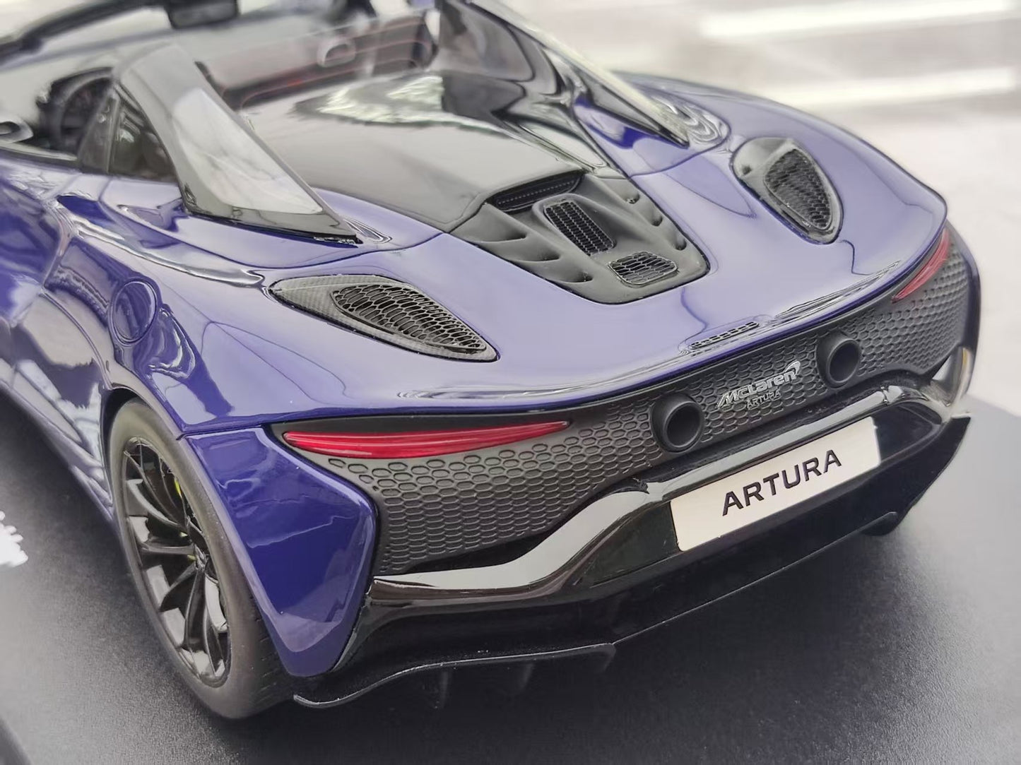 GT Spirit 1/18 McLaren ARTURA SPIDER LANTANA Purple Resin Car Model GT515