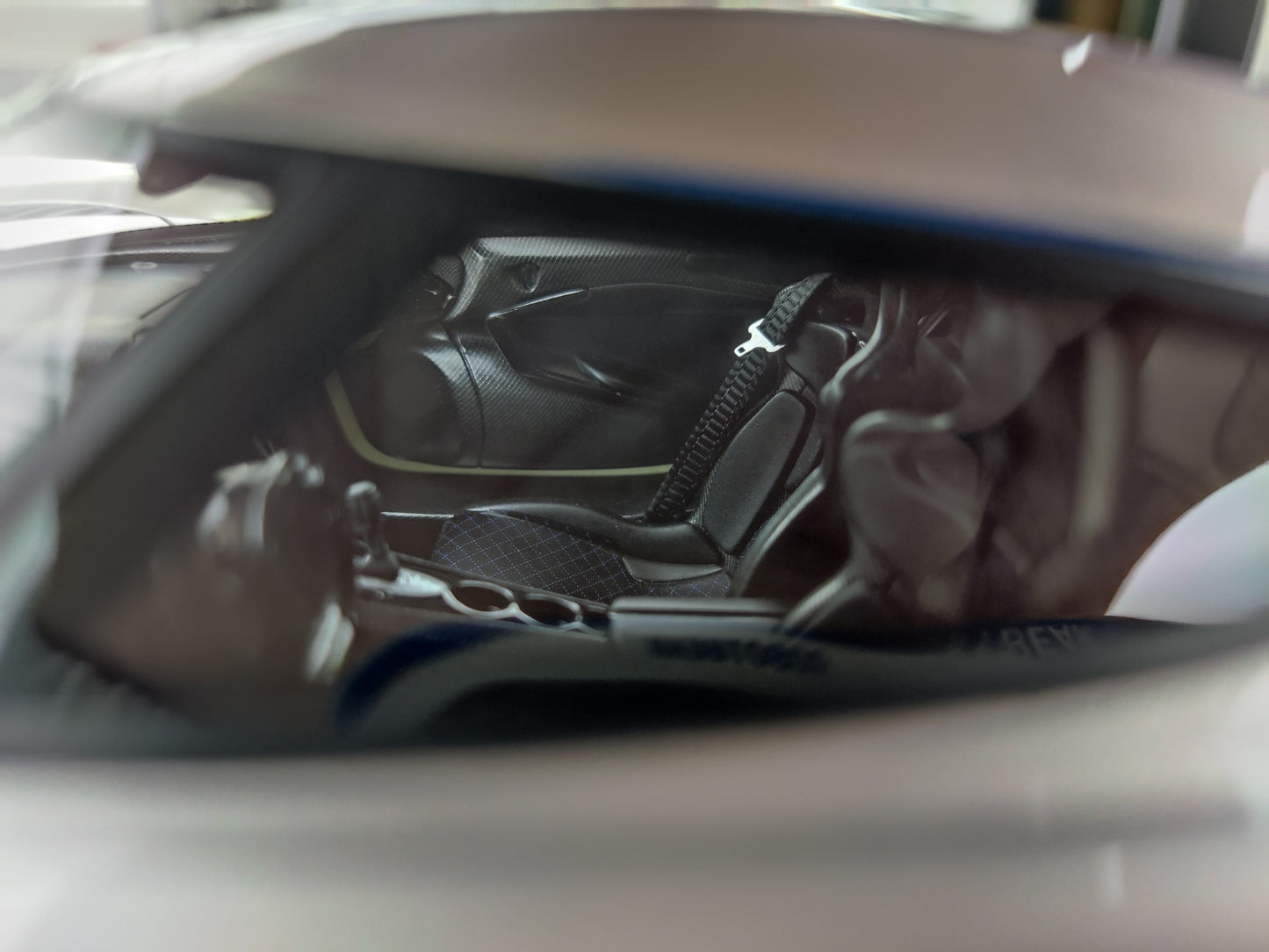 FRONTIART 1/18 Koenigsegg Jesko Attack Moon Silver FA112