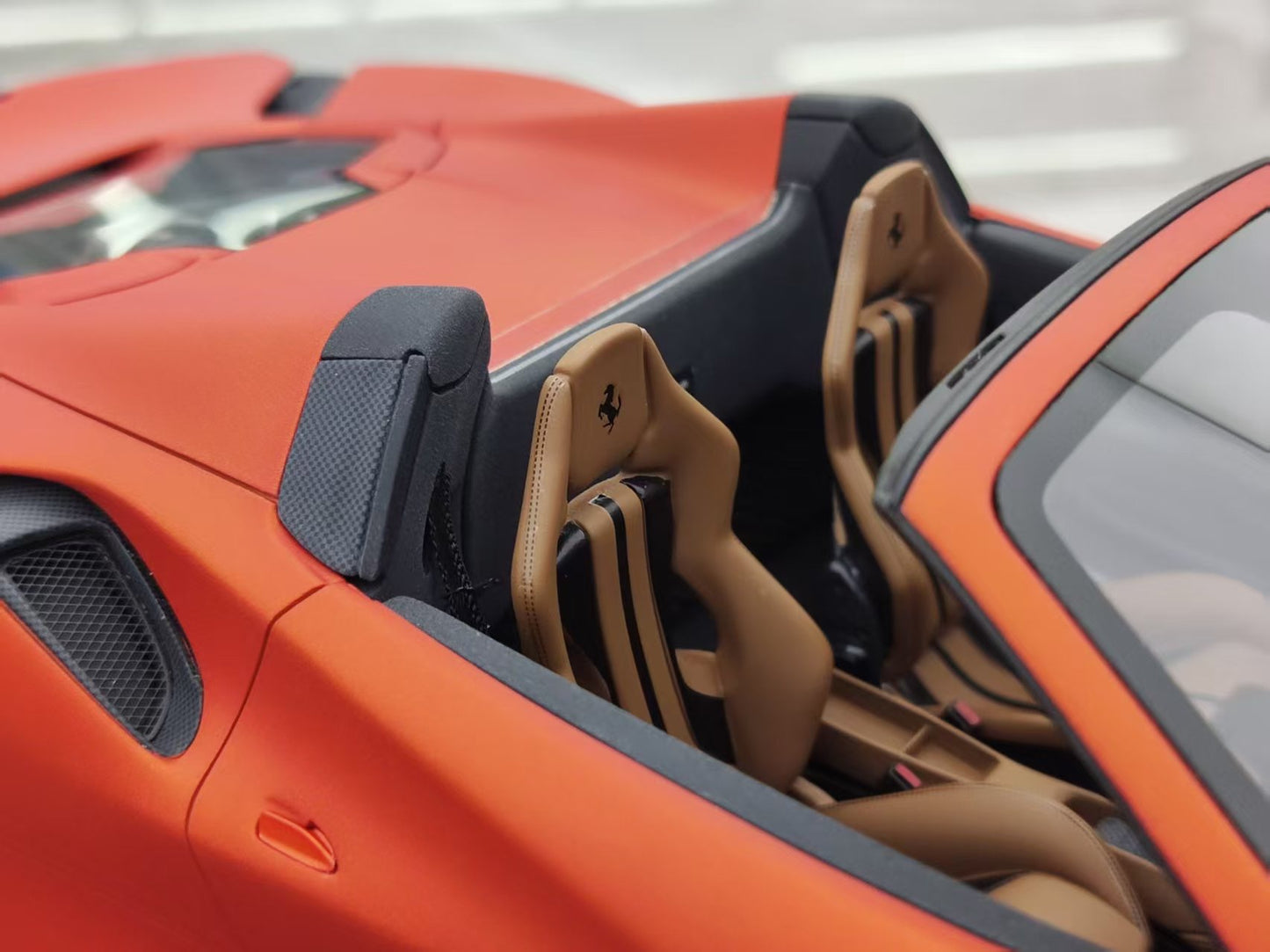 DM 1/18 Ferrari 488 Pista Spider Carbon Bottom Custom Custom Color FPC999B