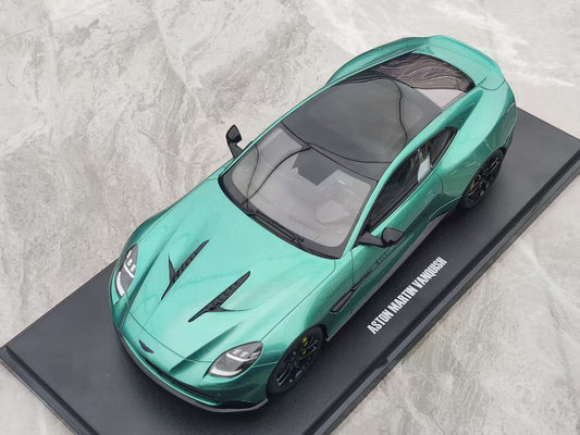 GT Spirit 1/18 Aston Martin Vanquish Green GT551