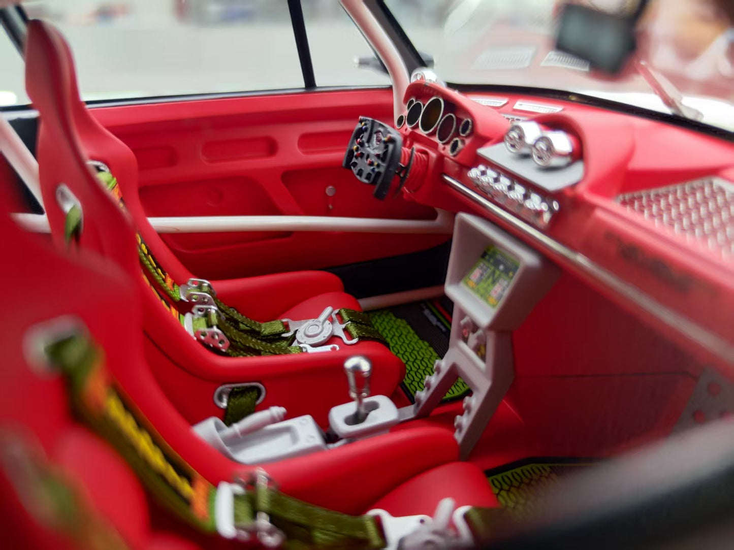 Dreamwallers 1/18 Porsche 911 Modified White Simulated Car Model C-D995-SW01