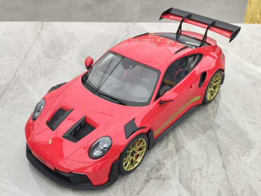 GT SPIRIT 1/12 Porsche 911 992GT3RS Model Car GT939