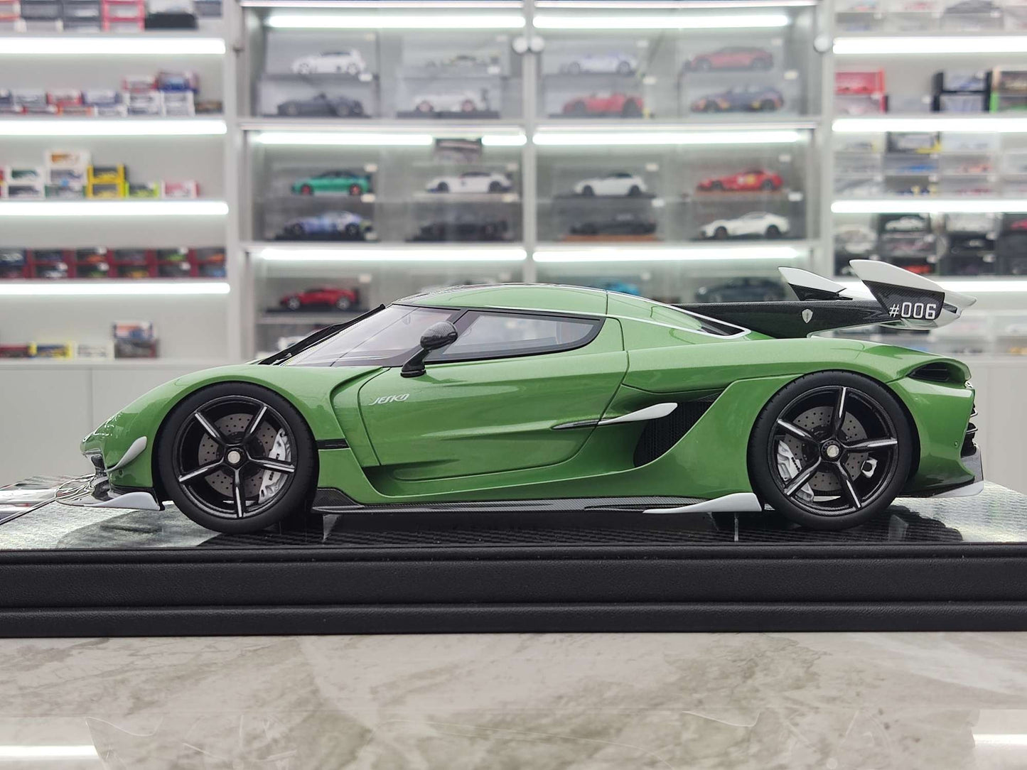 FRONTIART 1/18 Koenigsegg Jesko Green FA129