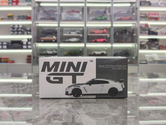 MINIGT 1/64 Nissan GT-R Nismo 2024 Brilliant Pearl White MGT01045-BL