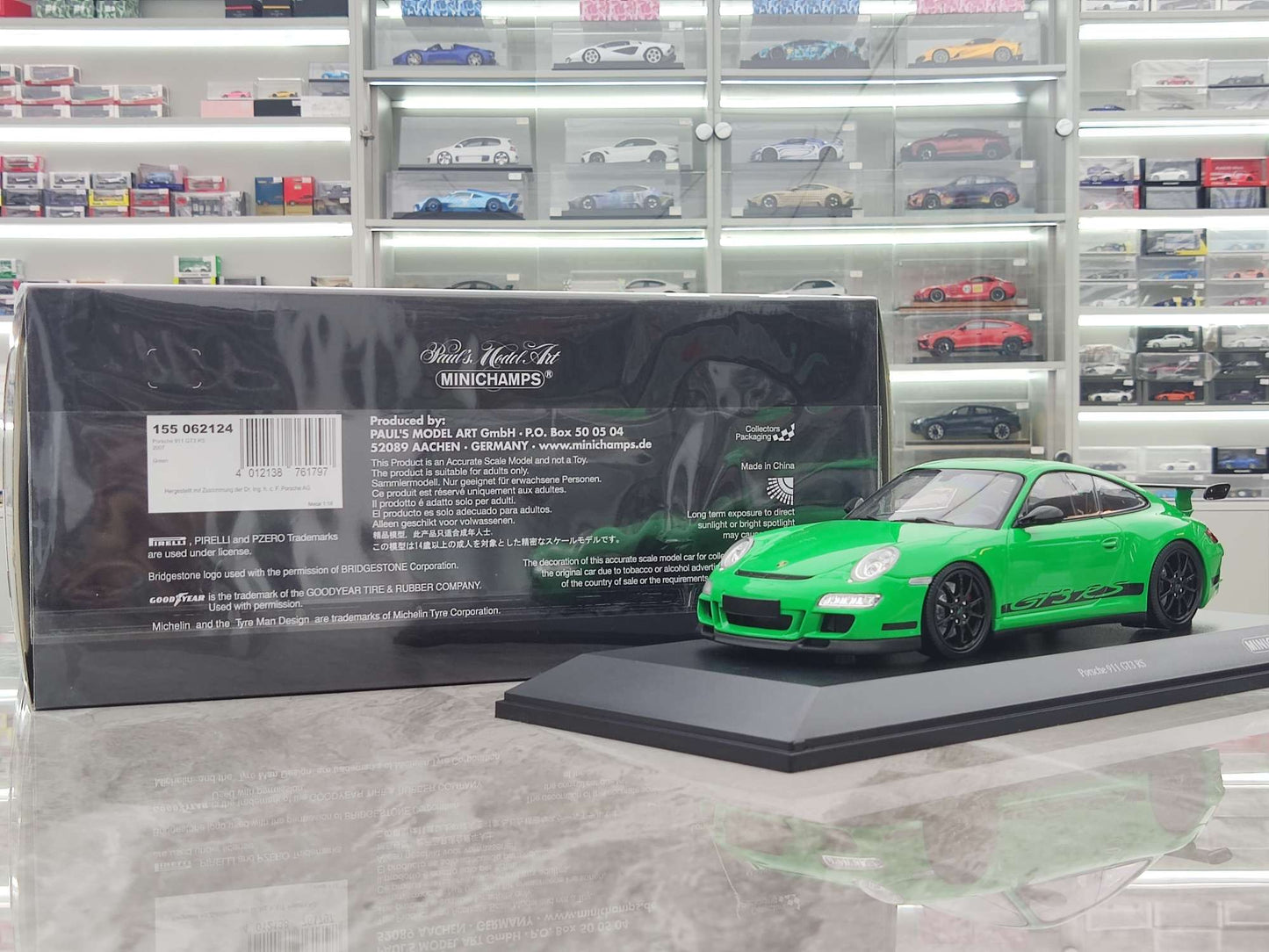 MINICHAMPS 1:18 Porsche 911 GT3 RS Green 155062124