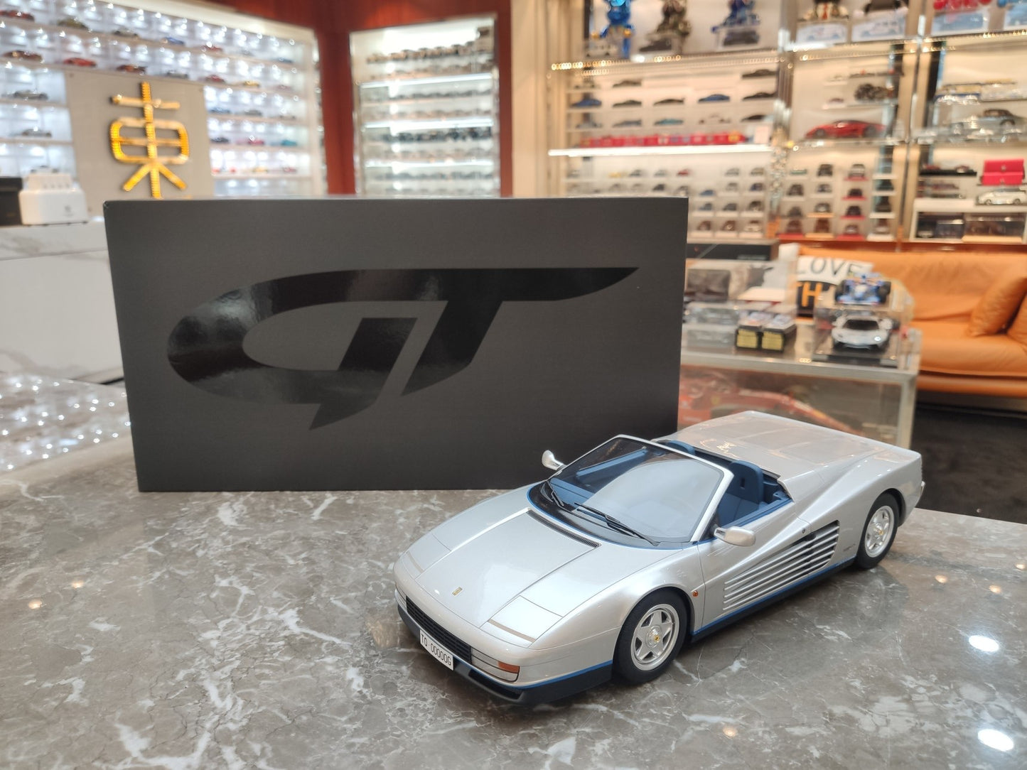 GT Spirit 1/12 Ferrari Testarossa Spyder Silver GT334