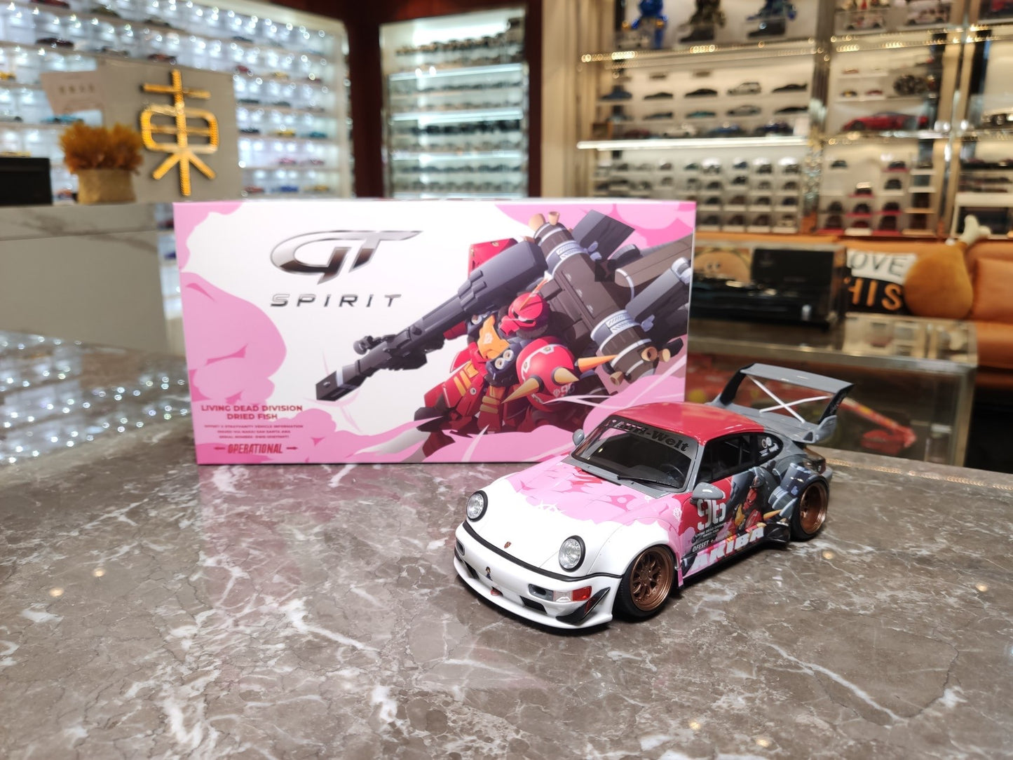 GT Spirit 1/18 Porsche RWB Akiba GT352
