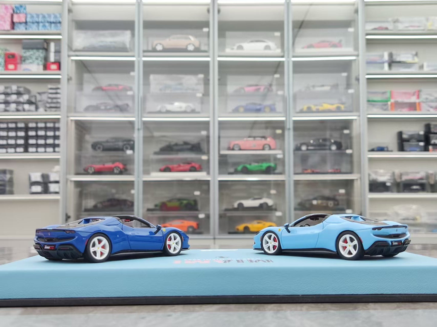 BBR 1/43 Ferrari 296 GTS Double Car Set Special Edition, Blue EMP112EX