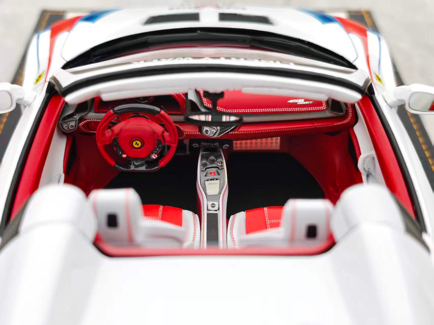 ARES MODEL 1/18 Ferrari 458 GT Spider Martini ARES015