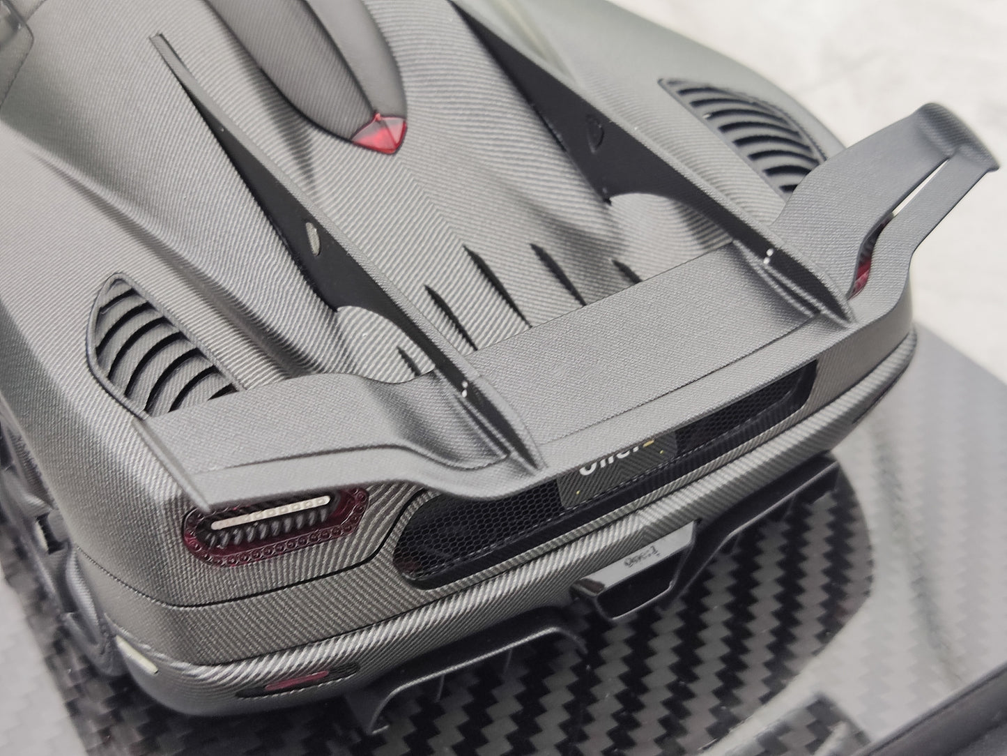 FRONTIART 1/18 Koenigsegg ONE:1 7107 Black Carbon FA060