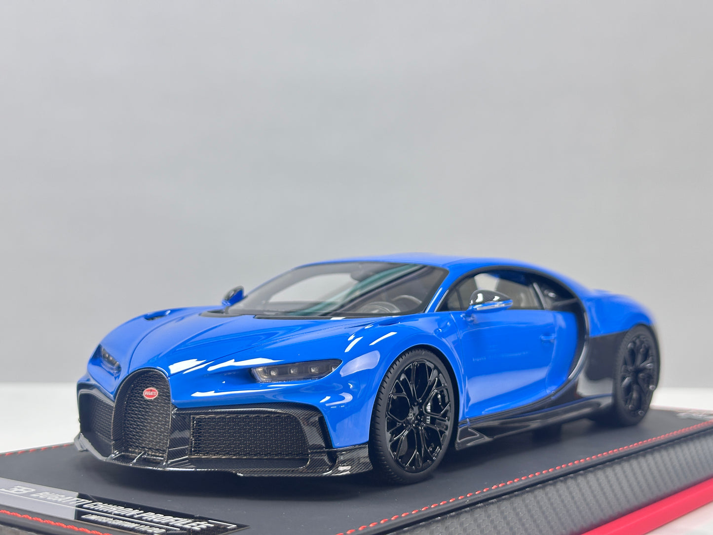 BBA MODEL 1/18 Bugatti Chiron Profiler Blue BBA073