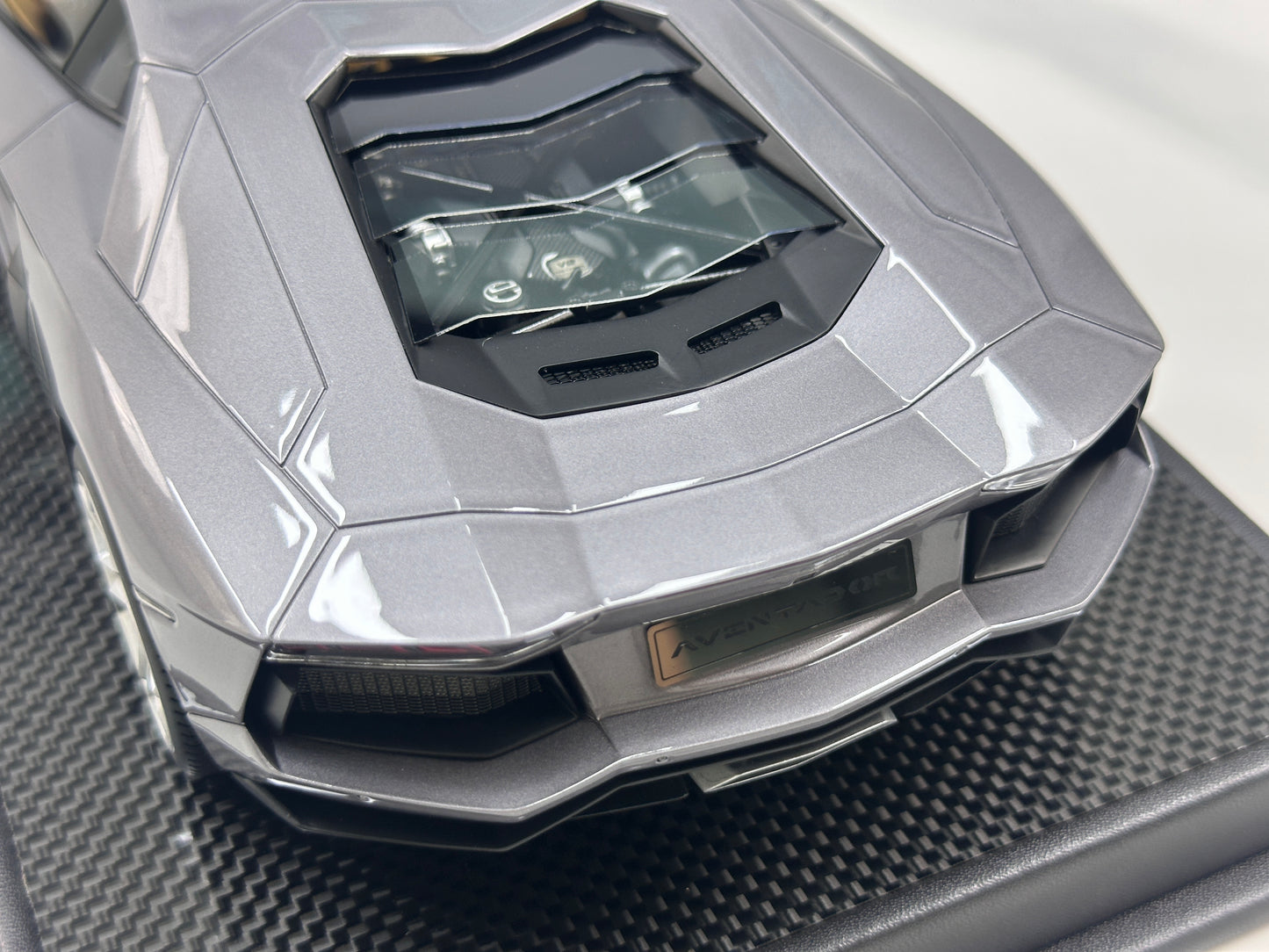 VMB 1/18 Lamborghini Aventador LP700-4 Silver-Grey VMB064