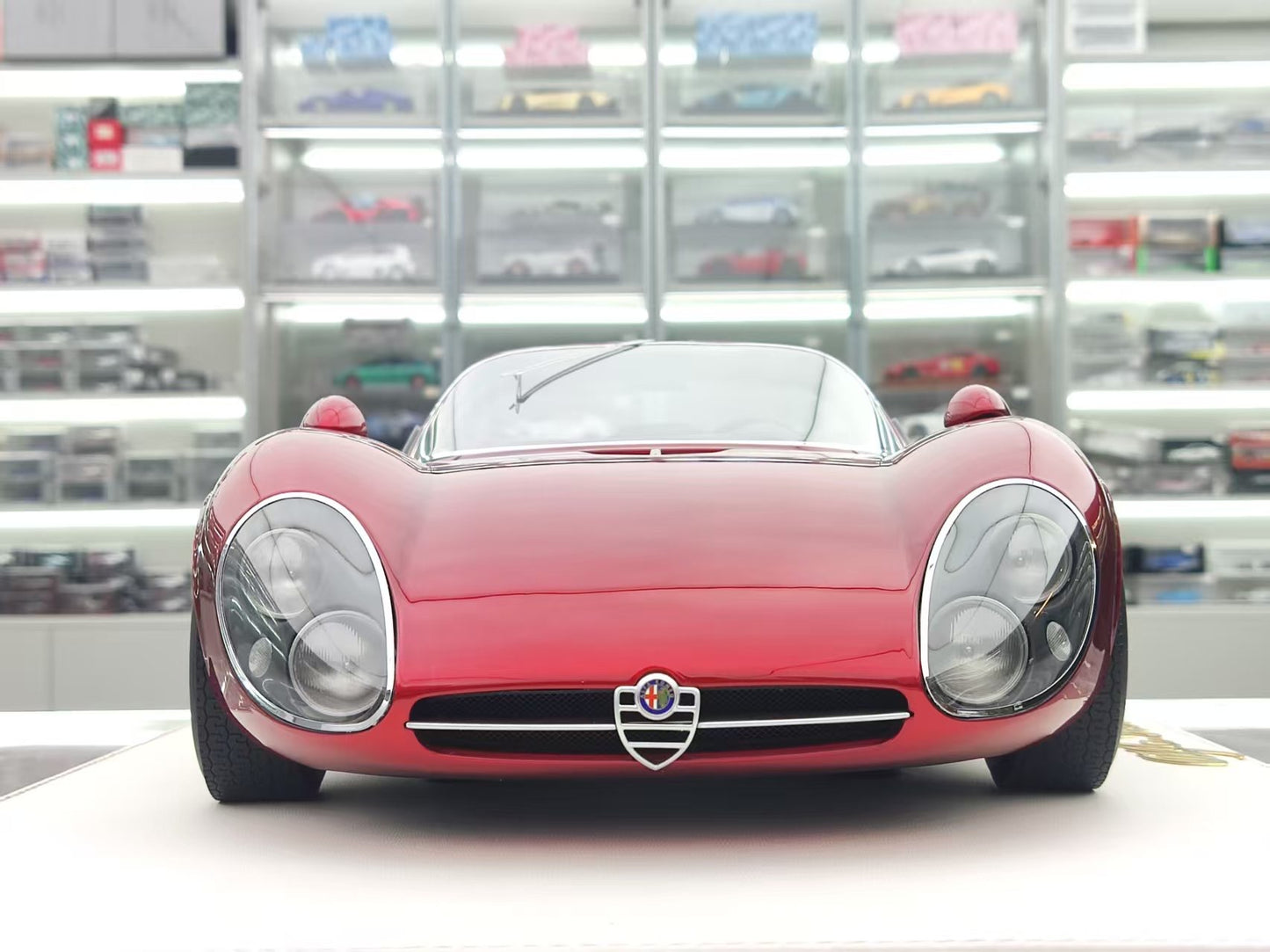 DMH 1/8 Alfa Romeo TIPO33 STRADALE Early Model Metallic Red Model Car DMH075