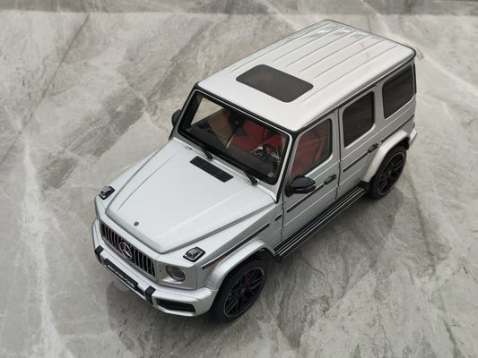 AR 1/18 Mercedes-Benz G63 AMG Silver All-Metal Opening Car Model 820808