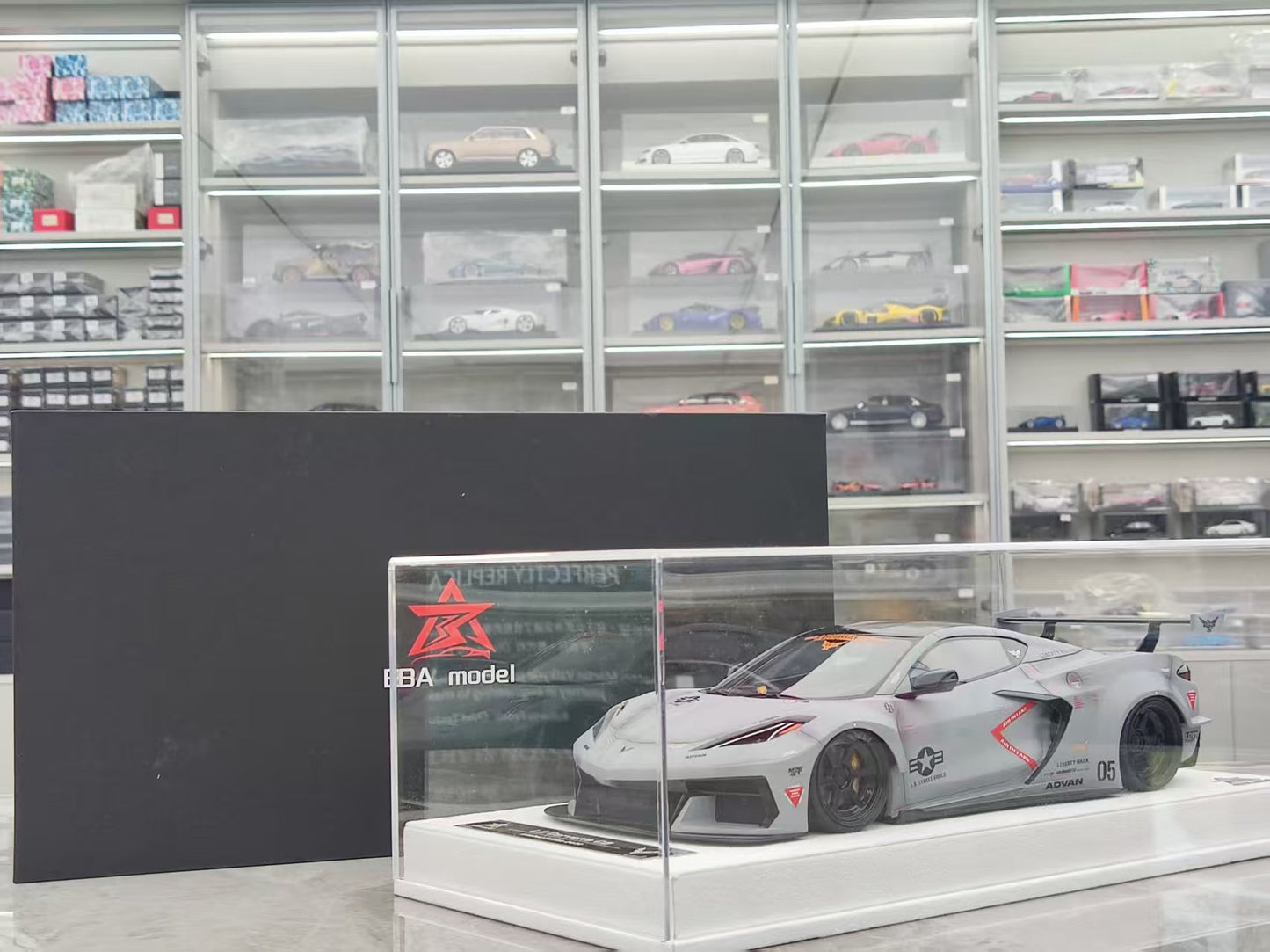 BBA MODEL 1/18 Scale Corvette C8 LB Widebody Modified, Battle Gray Weathered Finish, New Version BBA033