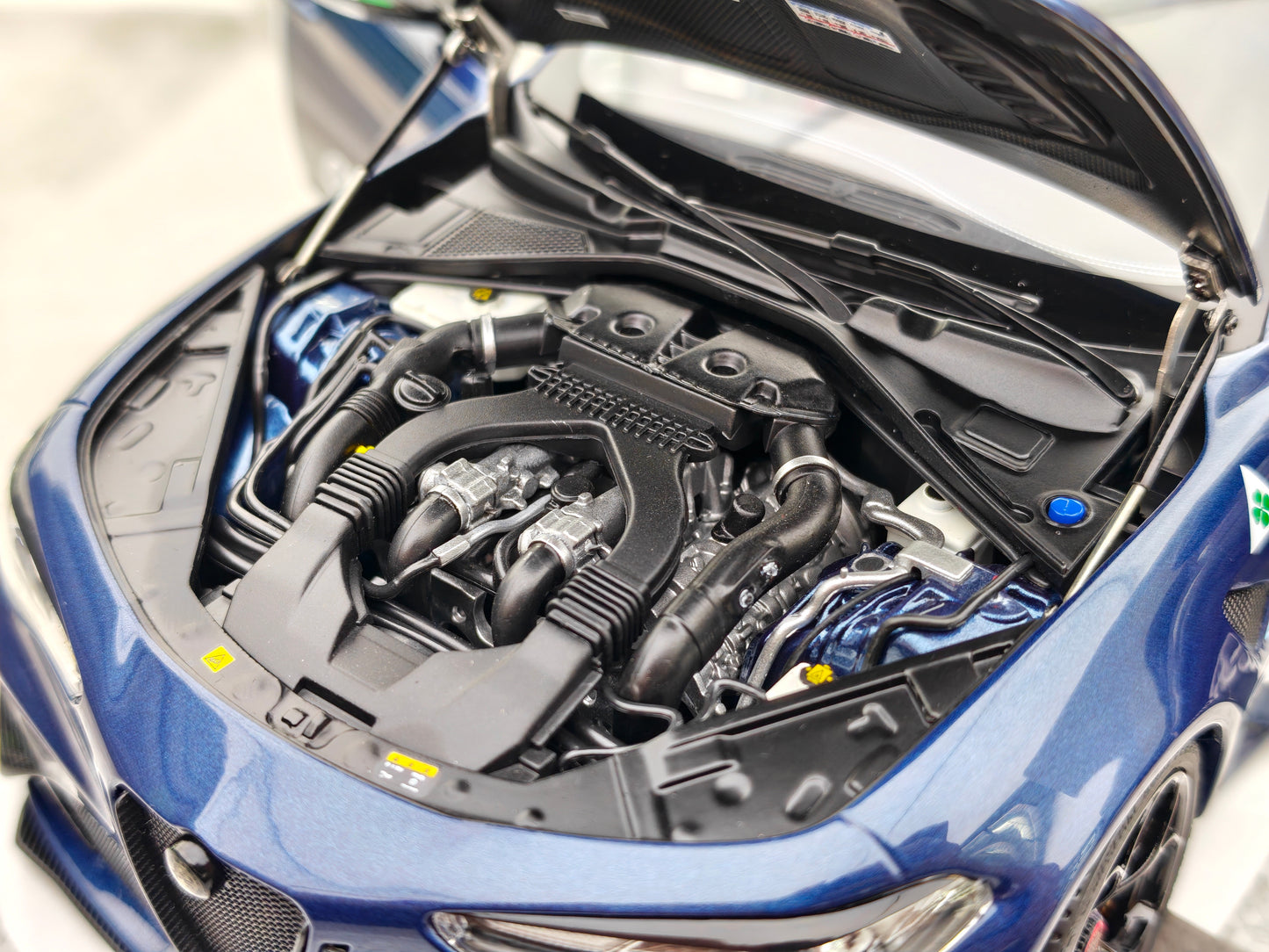 MOTORHELIX 1/18 Alfa Romeo Giulia GTA Monte Carlo Blue MH329