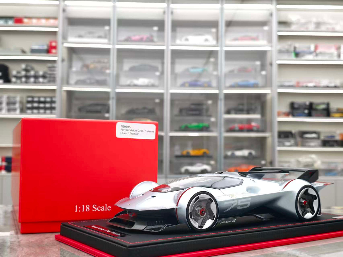 MR 1/18 Ferrari VGT Vision Gran Turismo Titanium Silver FE039A