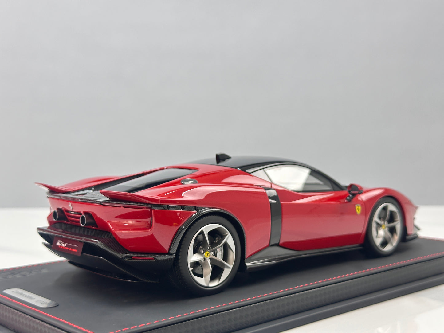 BBR 1/18 Ferrari 849 Testarossa Red P18275A