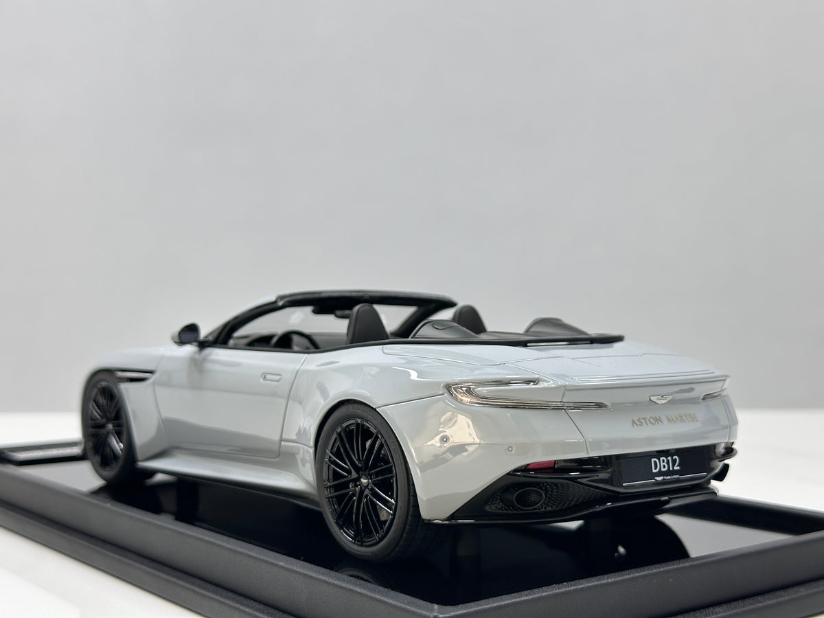MOTORHELIX 1/18 Aston Martin DB12 Volante (Convertible) - Porcelain Grey - MH396