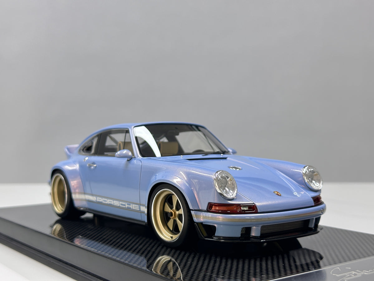 DinoModel 1/18 Porsche Singer DLS Ice Blue DC001