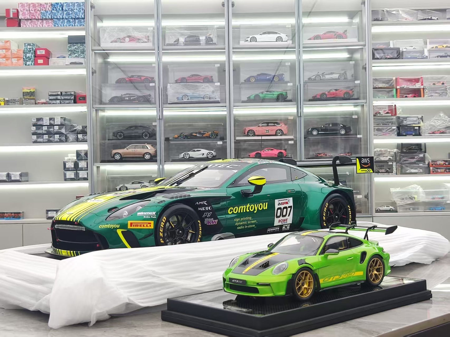 SPARK 1/8 Aston Martin GT3 Winner SPA Green 08SP258